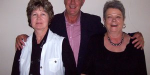 Mariki Woensdregt,  Daniël Geldenhuys en Marina van Wyk (Franskraal kantoor)
